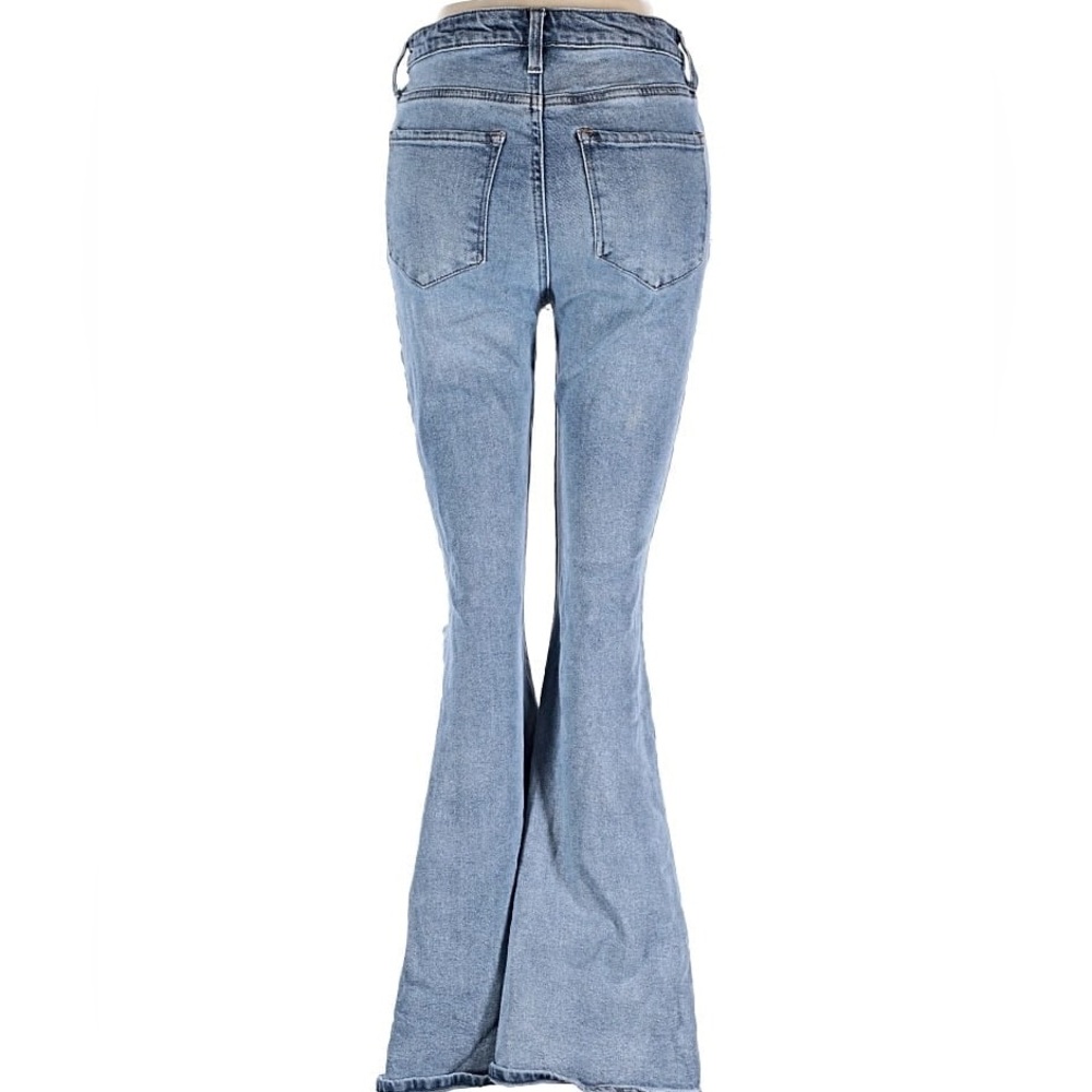BCBGeneration High Rise Flare Jeans - Picture 3 of 7